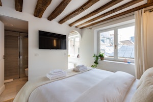 Saint-Germain Nest image 11