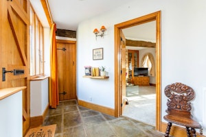 Dunford Barn image 14
