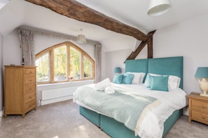 Dunford Barn image 8