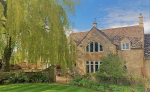 Dunford Barn image 1