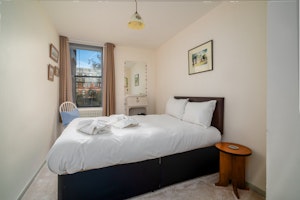 Perfect In Pimlico image 6