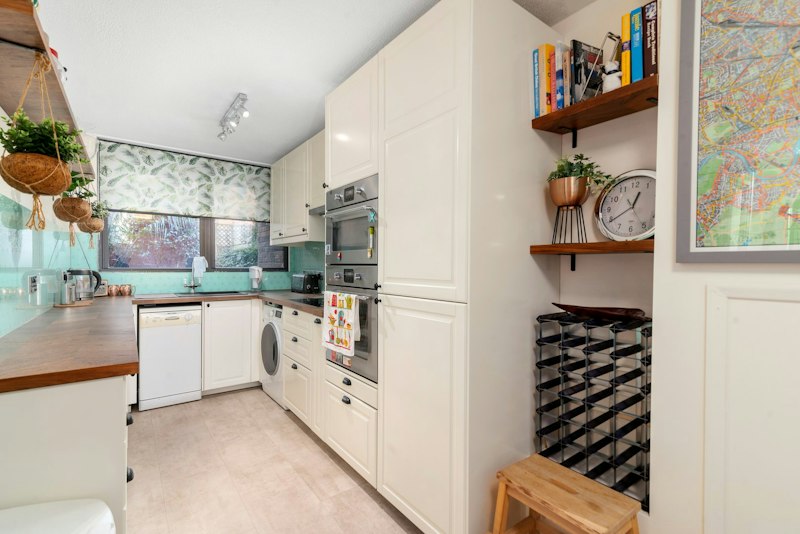 Perfect In Pimlico additional image