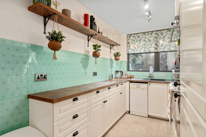 Perfect In Pimlico additional image