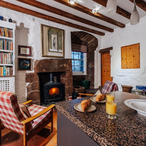 Eat breakfast in the castle's comfy kitchen
