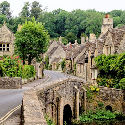 Explore the chocolate-box villages in the Cotswolds from your central spot in Cheltenham 