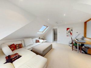 North London Residence image 11