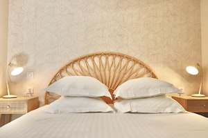 Antibes Gem image 4