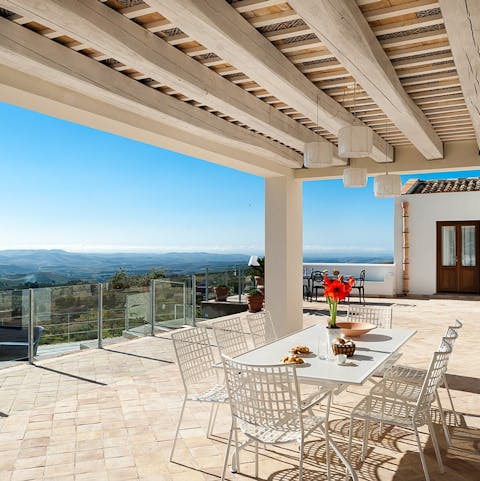 Enjoy breakfast on the balcony as you admire the stunning views