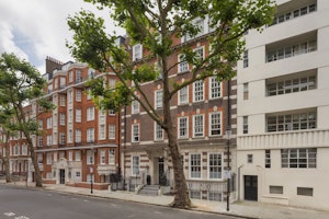 London Modern image 11