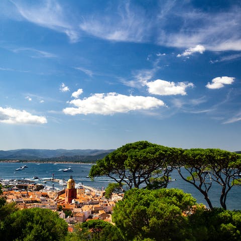 Take in the glitz and glamour of Saint-Tropez, 4-km from the villa