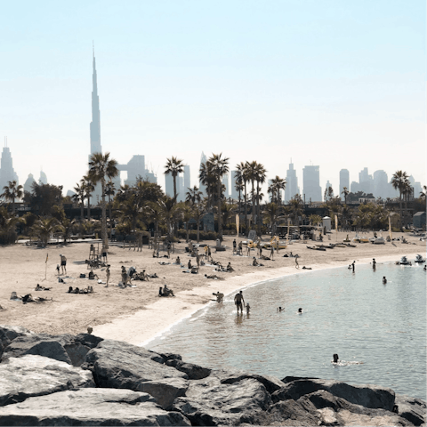 Explore the many sides of Dubai from your home in the JVC – the nearest beach is just a fourteen-kilometer drive