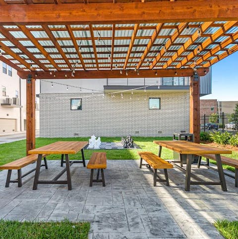 Pitch up at the alfresco dining area in the shared garden for a feast outside