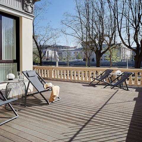 Lounge in the sunshine on the terrace with views of the Urumea River.