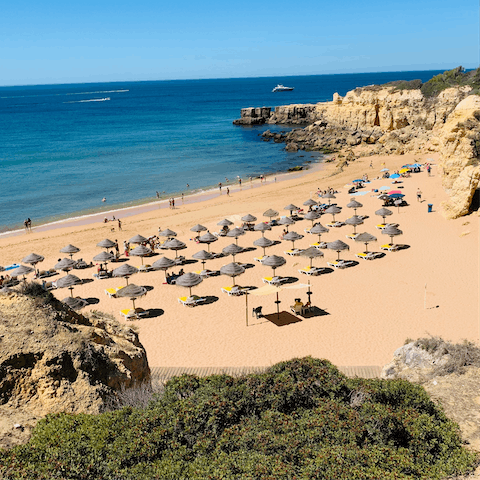 Stay around 3 km from the centre of Vilamoura