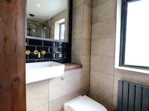 Oxfordshire Retreat image 2