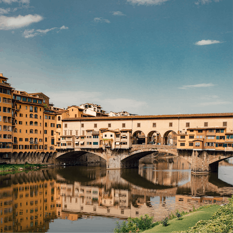 Head into Florence for the afternoon, just a 17 kilometre drive away