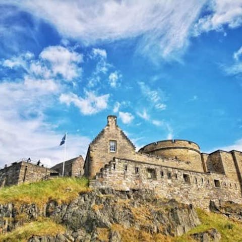 Make the eight-minute walk to Edinburgh Castle, which can be seen from your street