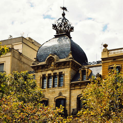 Stay in the heart of Barcelona, just steps from Passeig de Gràcia
