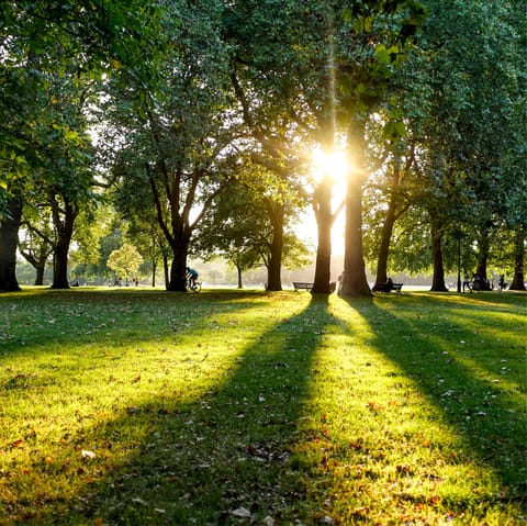 Start the morning with a jog through Hyde Park, ten minutes away