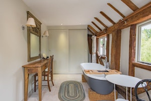 Standen Farm Lower image 10