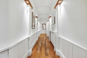 The Royal Route image 8