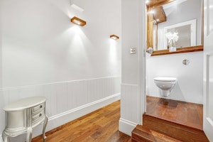 The Royal Route image 7