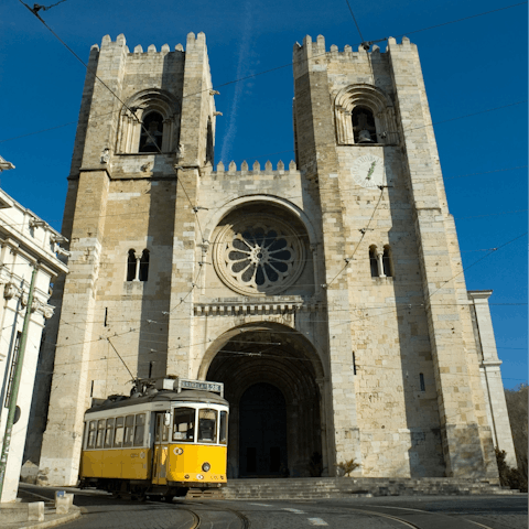 Visit the fortress-like cathedral five minutes away – Sé de Lisboa is the oldest building in the city