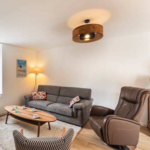 Chill out in the cosy living area after a day of exploring Dinard 