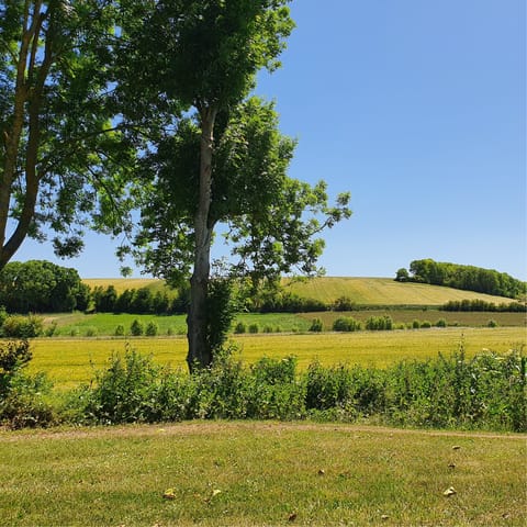 Explore the countryside of Cucuron – it's a wonderful area for cycling
