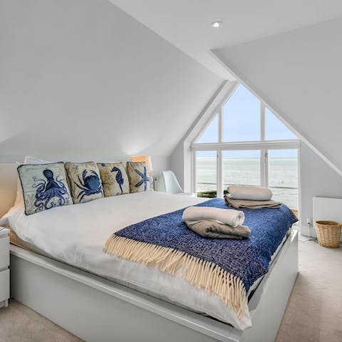 Wake up in the main bedroom to sensational sea views