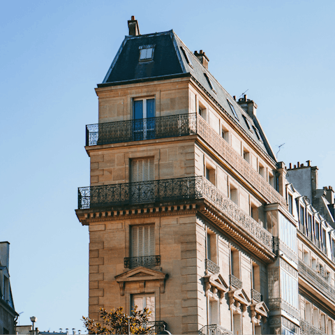 Stroll the pretty streets of Saint-Germain-des-Prés