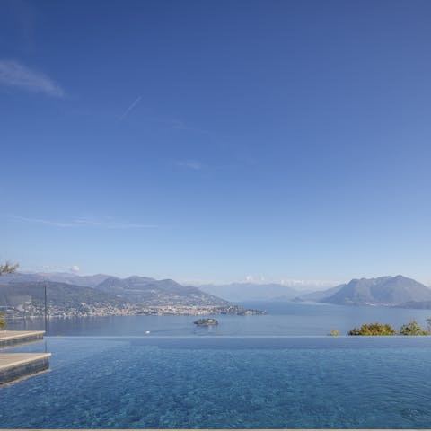 Swim in the infinity pool with views to the  Lake Maggiore