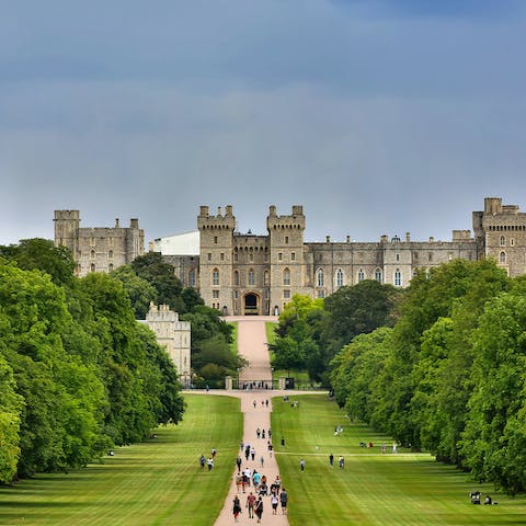 Watch the Changing of the Guard at Windsor Castle, a stone's throw from home 
