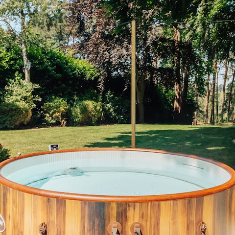 Catch the golden hour from the comfort of the hot tub