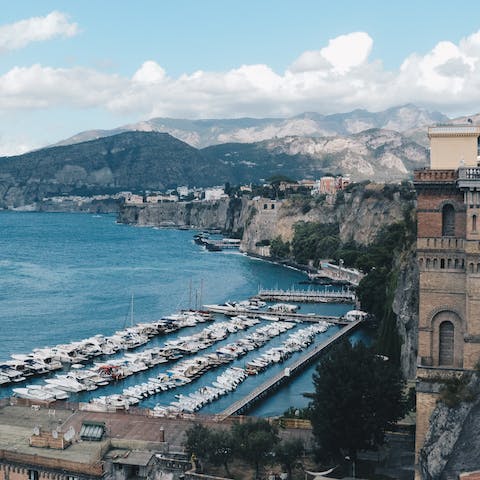 Wind your way through the pretty streets of Marina Piccola