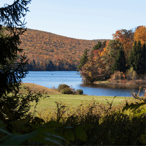 Explore Jim Thorpe and the leafy Pocono Mountains