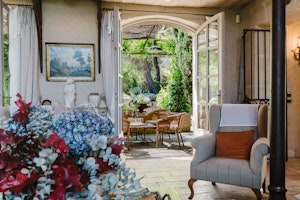 Romantic & Rustic Refuge image 5