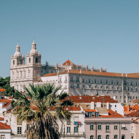 Explore your historic Alfama neighbourhood – São Jorge Castle is a twelve-minute stroll from your door