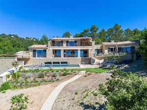 Provençal Sunshine Escape image 15