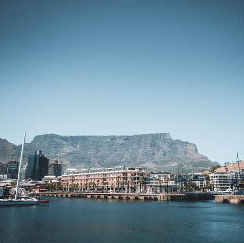 Take a gentle stroll along the V&A Waterfront