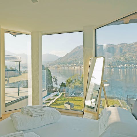 Take the view indoors and watch boats go by from the comfort of your bed