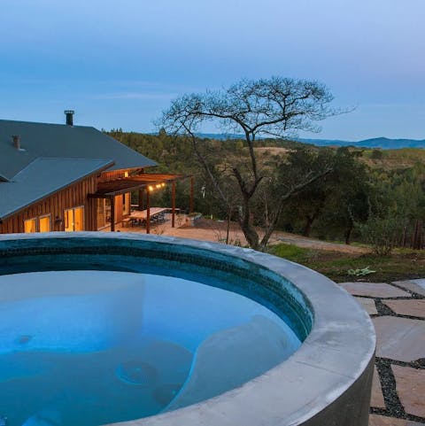 Sit back and soak in the peace and tranquillity from the hot tub