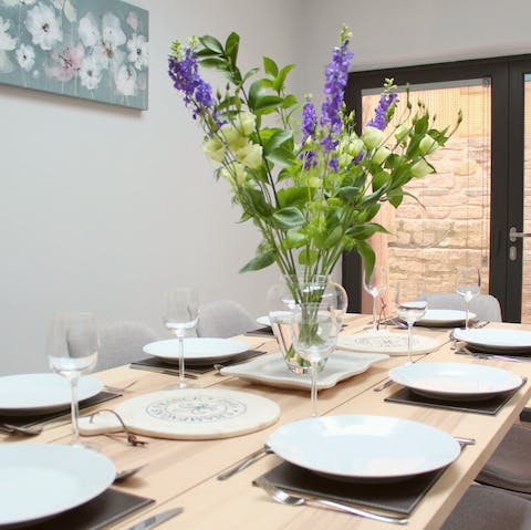 Enjoy lavish dinners around the modern dining table