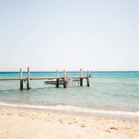 Take a light stroll down to the golden shores of Riccione's Flamingo Beach