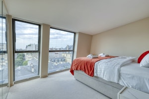 Marais Hideaway image 6
