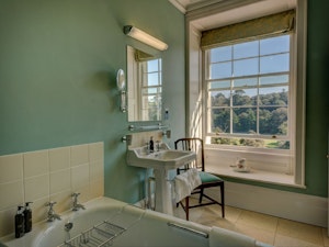 Woodland Estate image 12