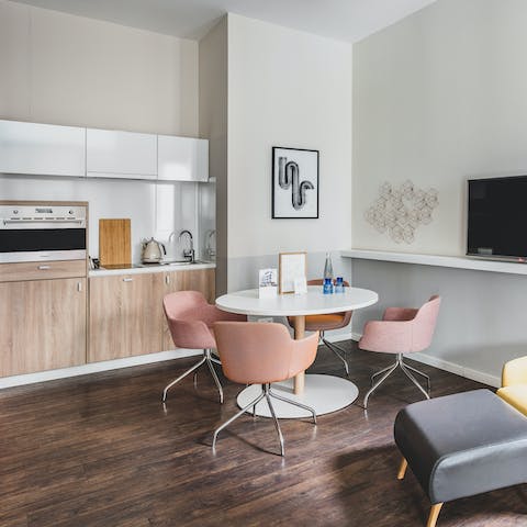 Cook some family favourites to enjoy in the chic dining corner