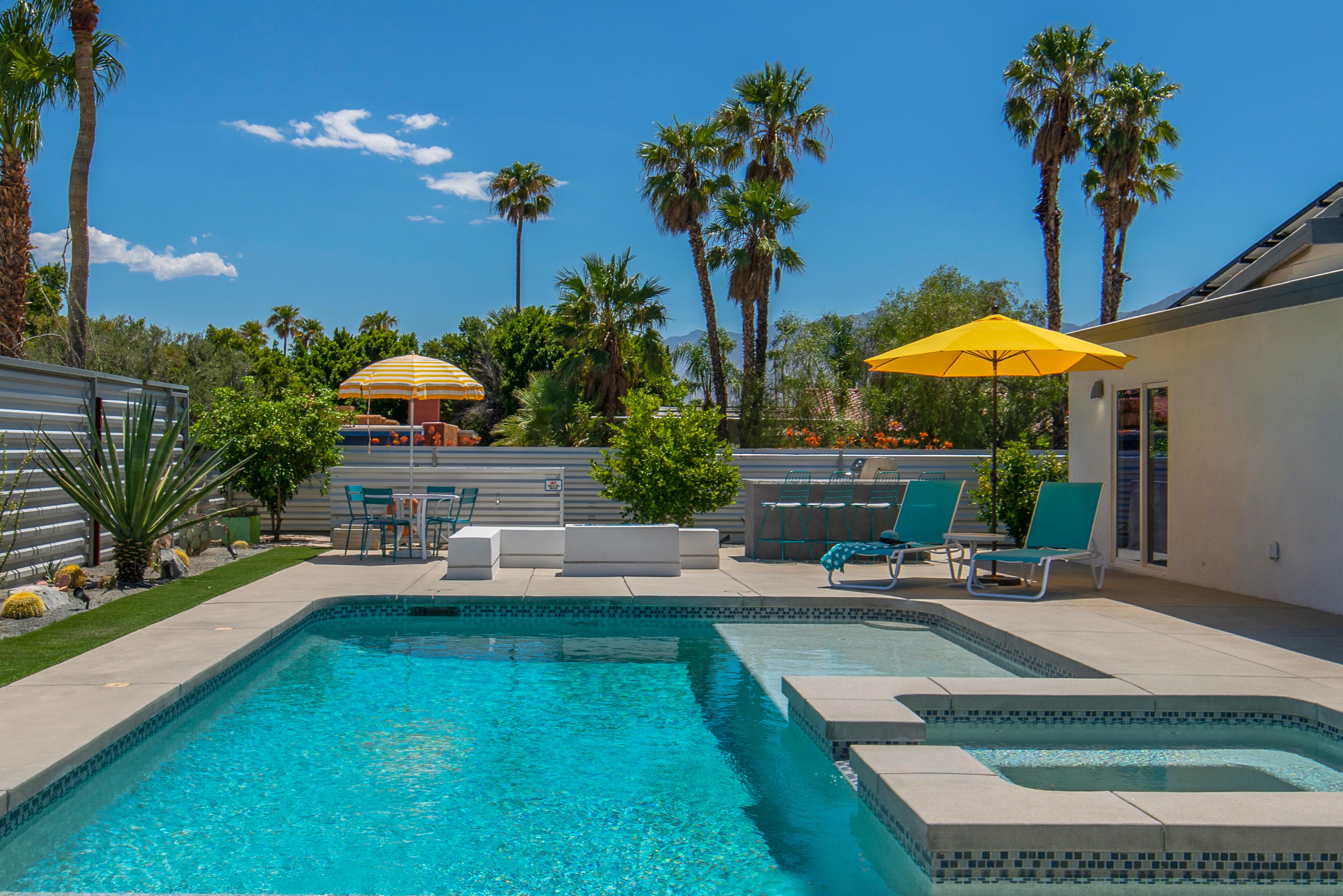 Desert Joy, Palm Springs, California | Plum Guide