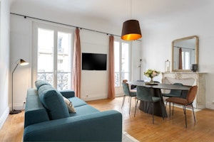 Monceau Afternoons image 1