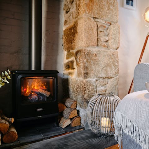 Enjoy cottage-core cosiness without the faff with an electric stove